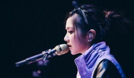 罗杰爆料张杰邓紫棋视频,张杰邓紫棋幕后视频曝光，情感纠葛引热议